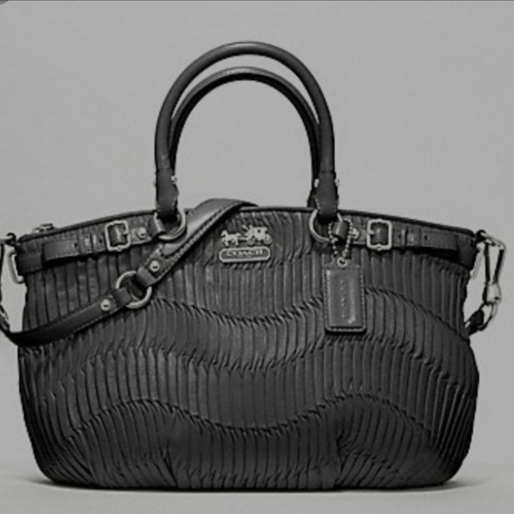 Coach Madison gathered leather bag